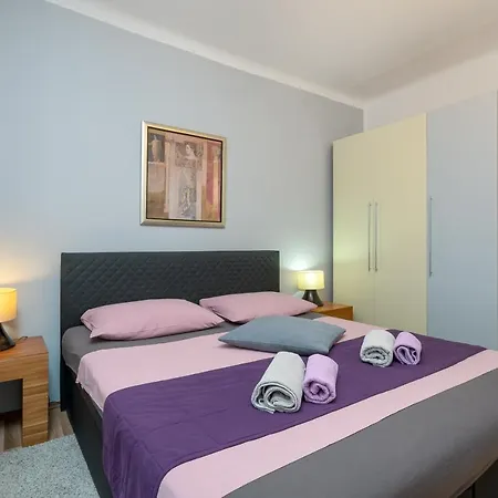 Fiori Apartment *